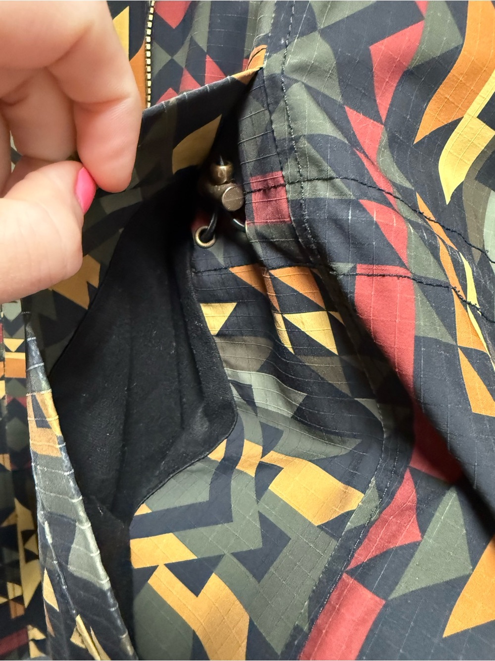 Pendleton Hooded Geometric Jacket - Women’s - Picture 6 of 9
